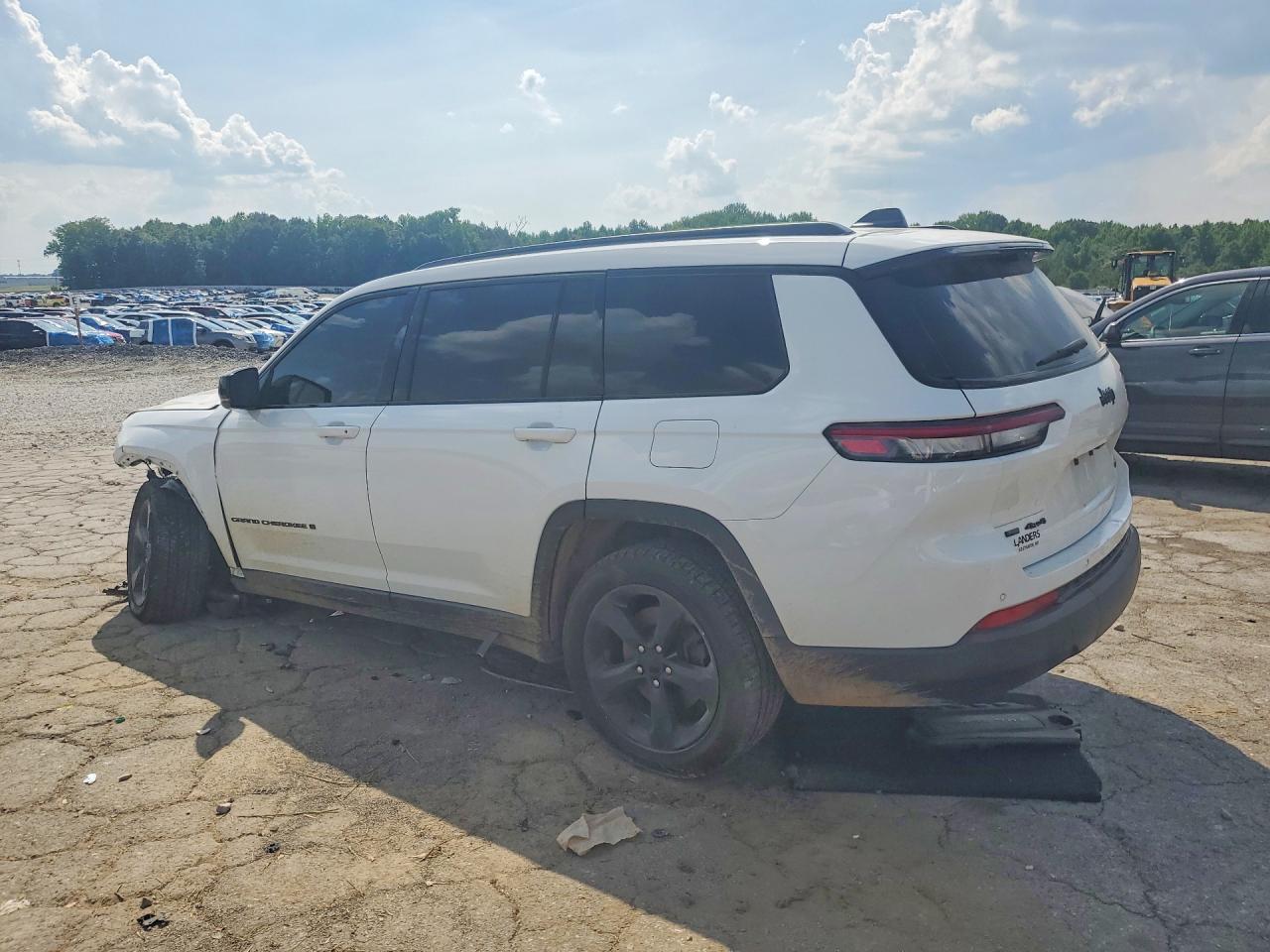 2022 JEEP CHEROKEE