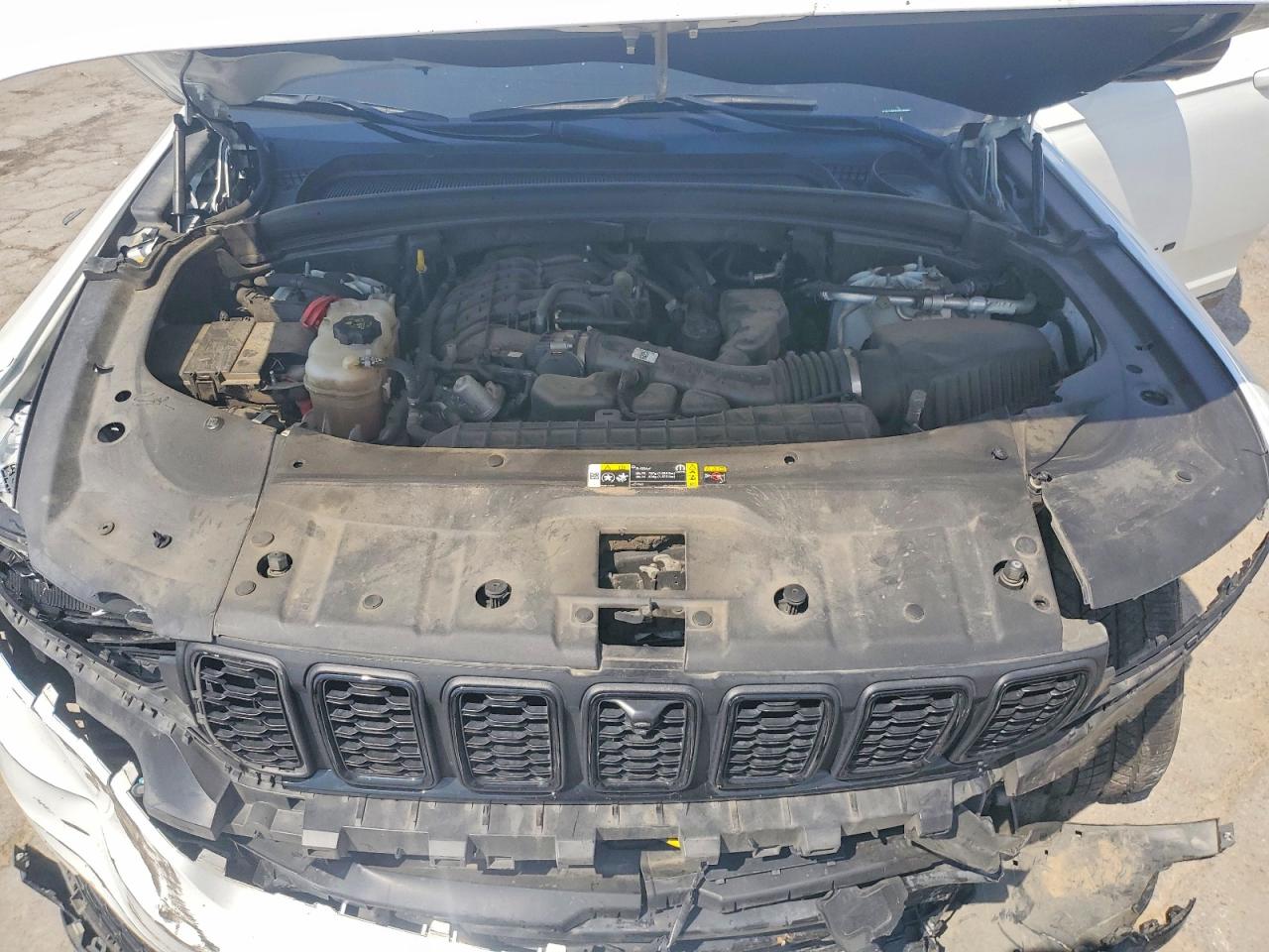 2022 JEEP CHEROKEE