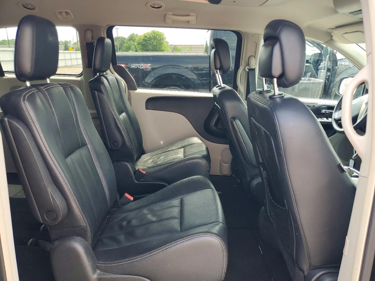2014 CHRYSLER MINIVAN