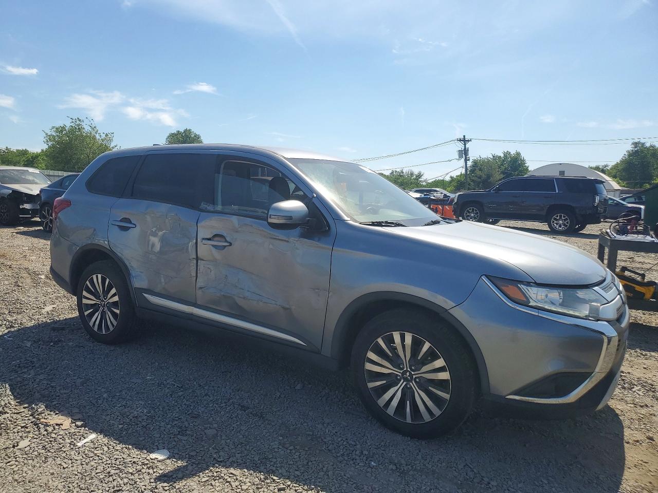2019 MITSUBISHI OUTLANDER