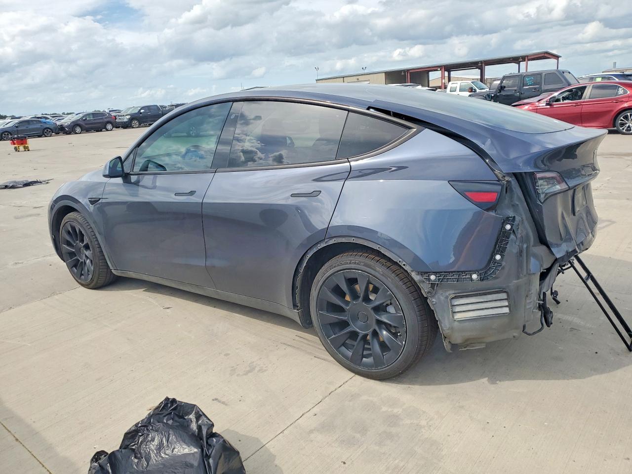 2020 TESLA MODEL Y