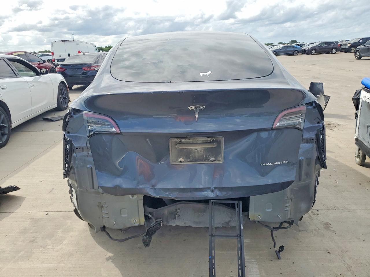 2020 TESLA MODEL Y
