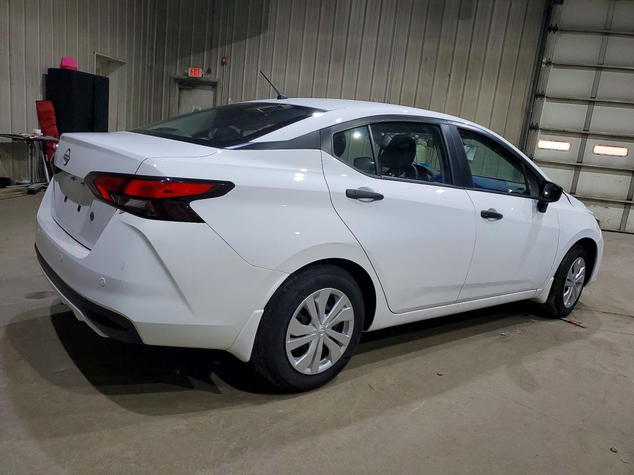 2025 NISSAN VERSA