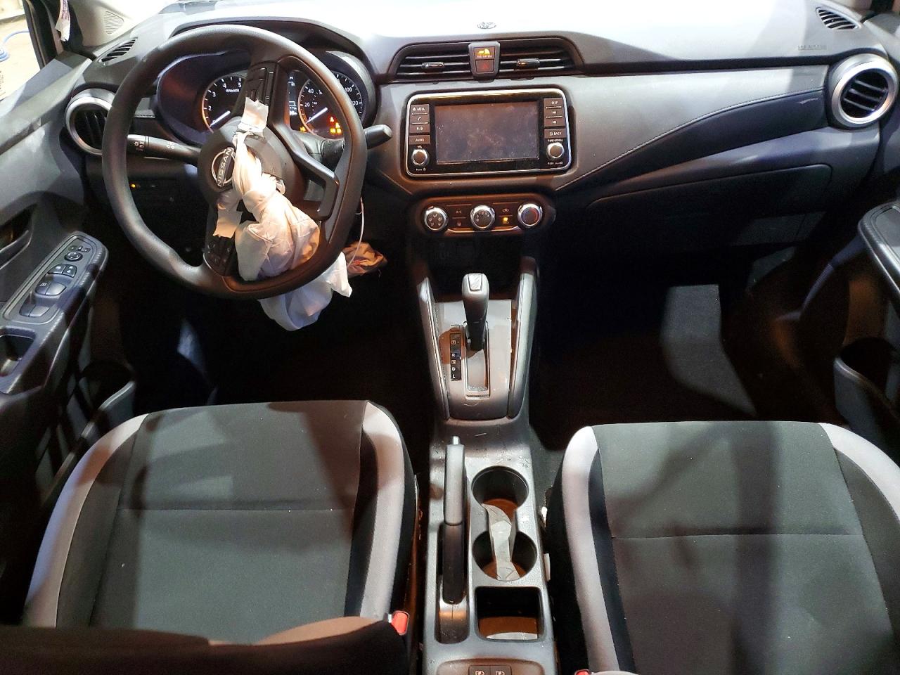 2025 NISSAN VERSA