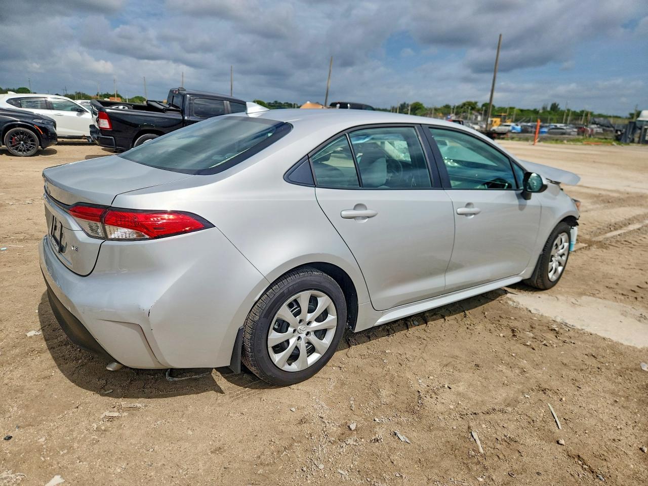 2025 TOYOTA COROLLA