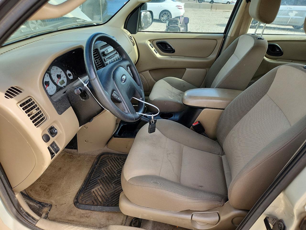 2003 FORD ESCAPE