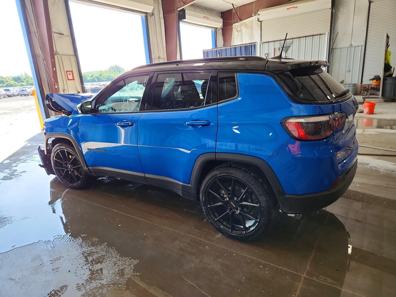2022 JEEP COMPASS