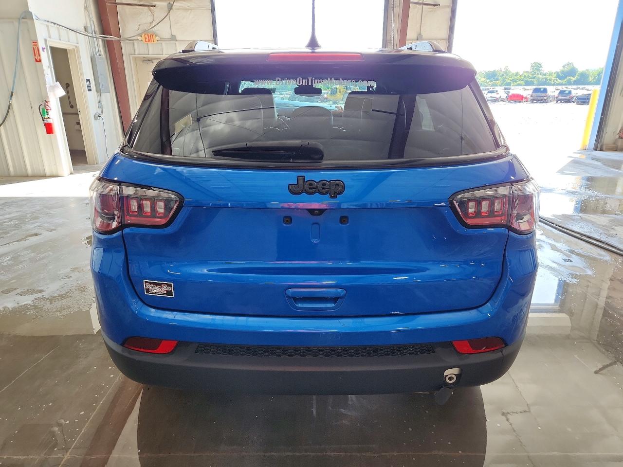2022 JEEP COMPASS