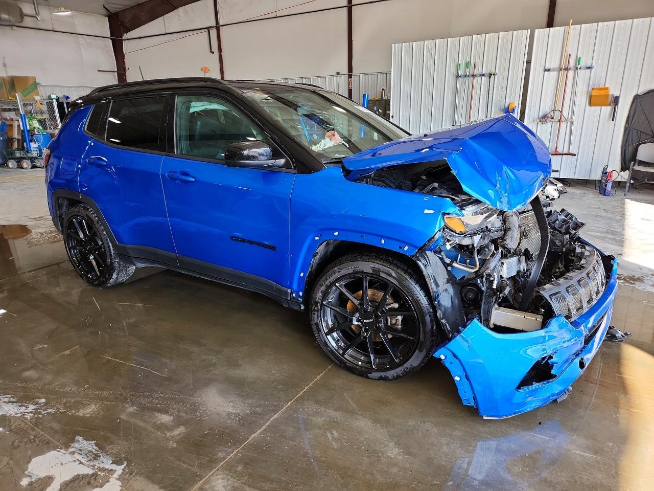 2022 JEEP COMPASS