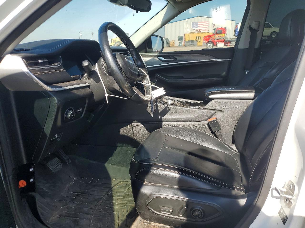 2021 JEEP CHEROKEE