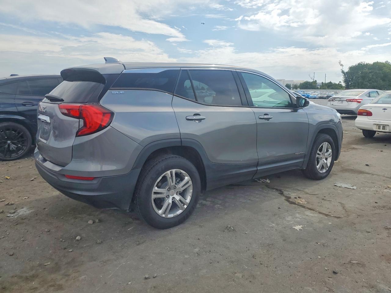 2020 GMC TERRAIN