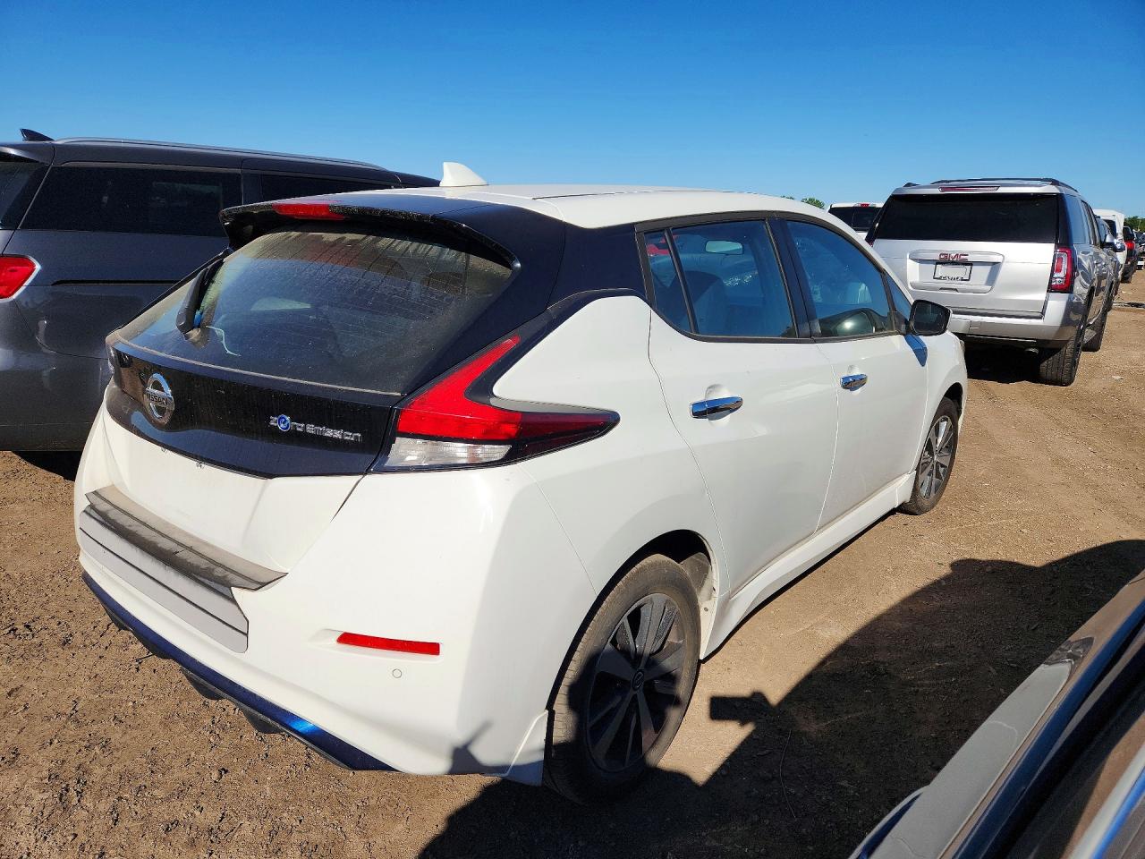 2020 NISSAN LEAF