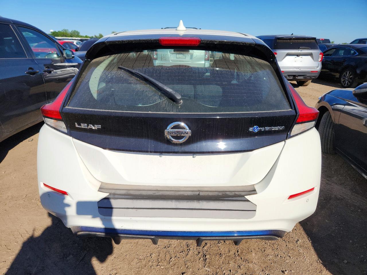 2020 NISSAN LEAF