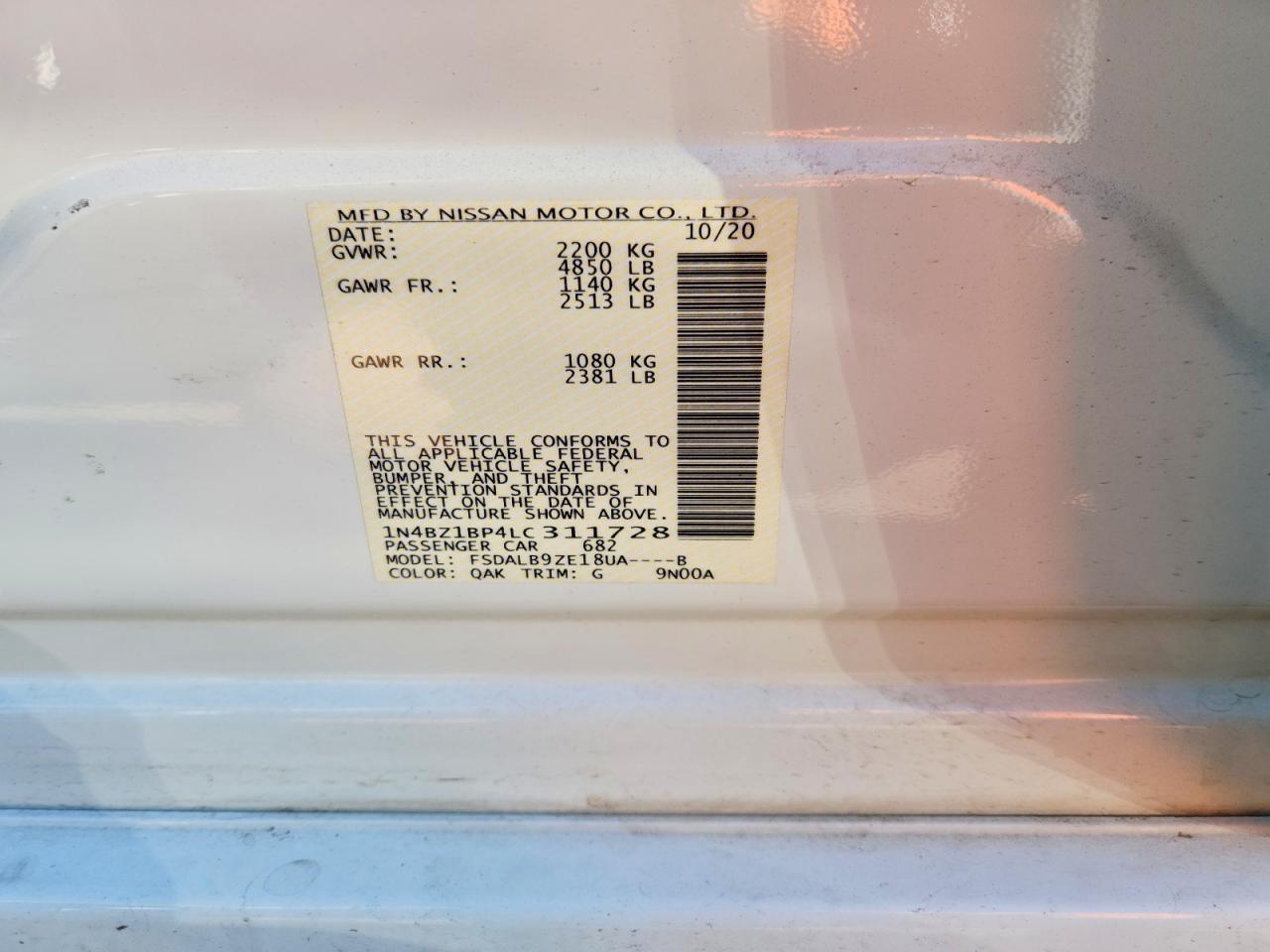 2020 NISSAN LEAF