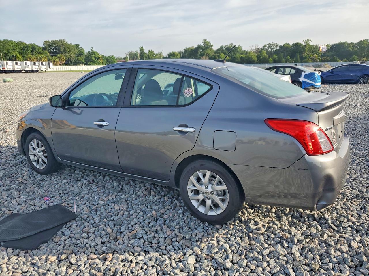 2018 NISSAN VERSA