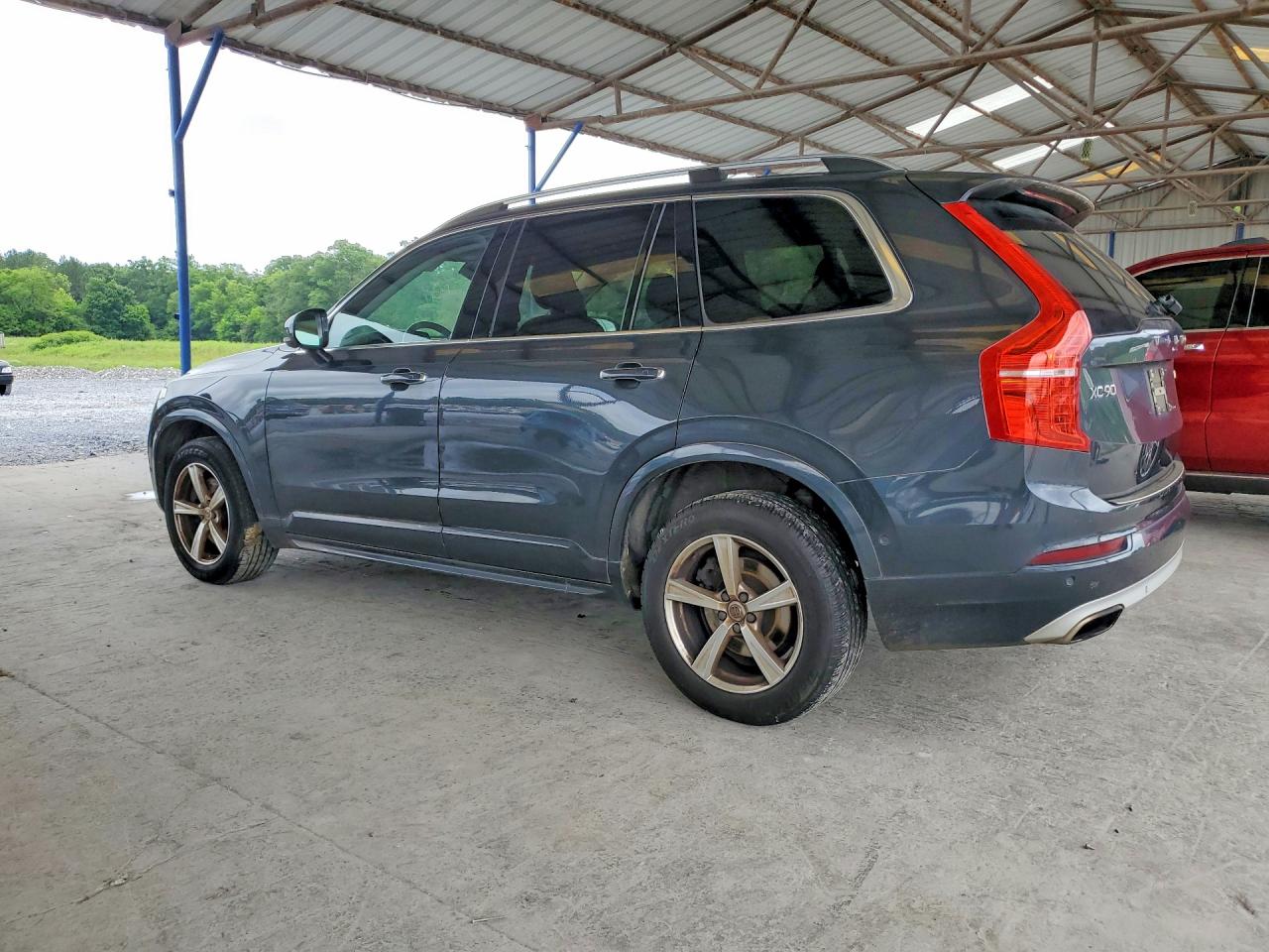 2017 VOLVO XC90
