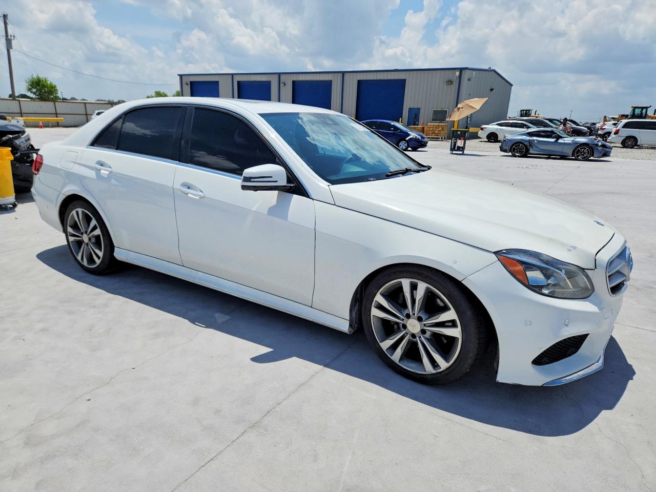 2016 MERCEDES-BENZ E-CLASS