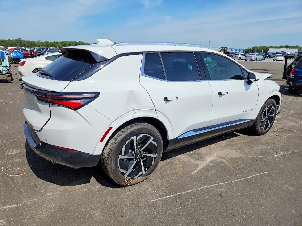 2025 CHEVROLET EQUINOX