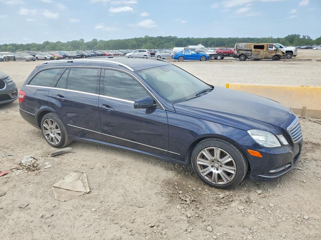 2013 MERCEDES-BENZ E-CLASS