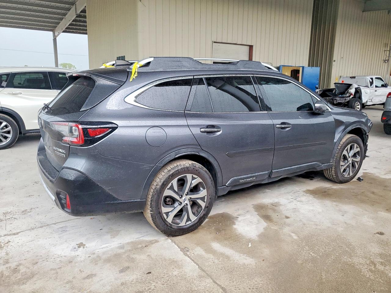 2020 SUBARU OUTBACK