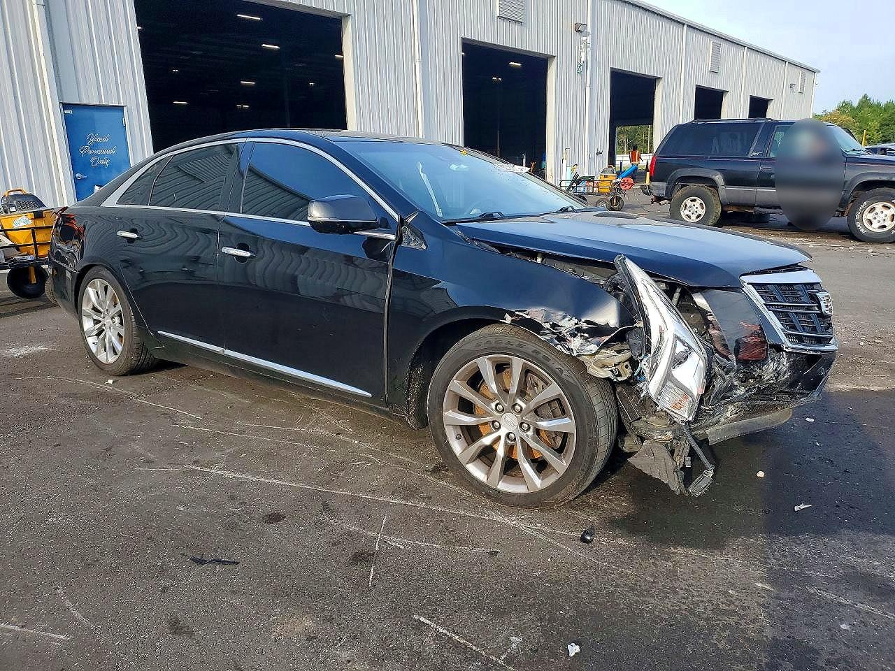 2017 CADILLAC XTS