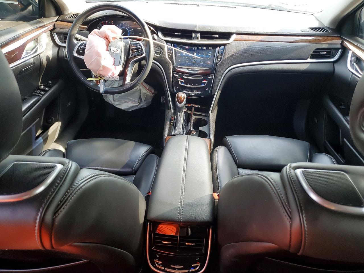 2017 CADILLAC XTS
