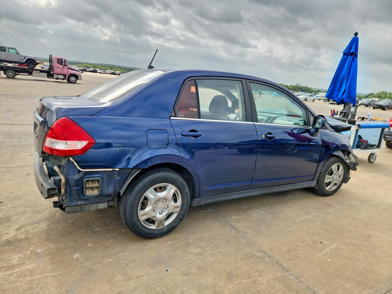 2008 NISSAN VERSA
