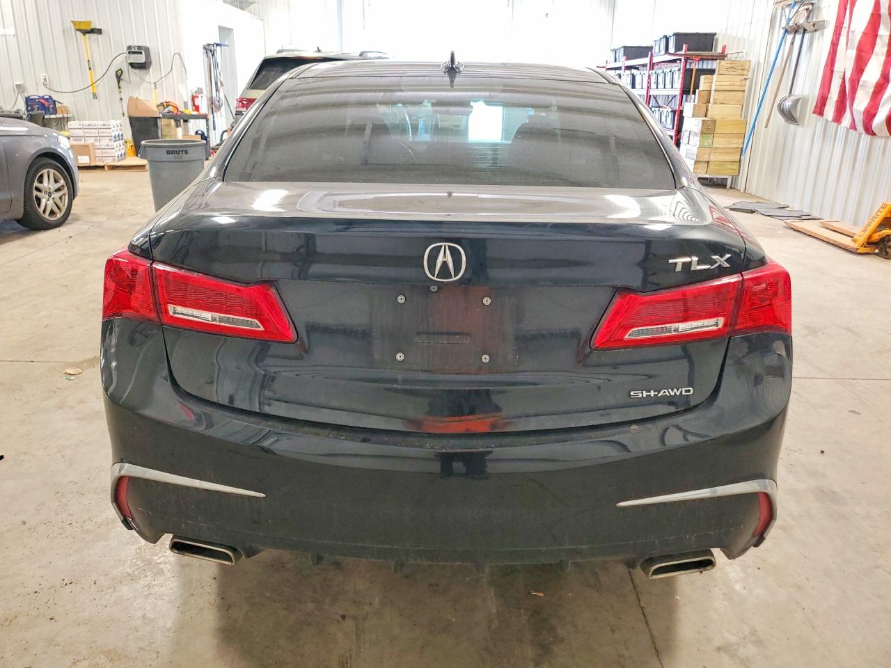 2018 ACURA TLX