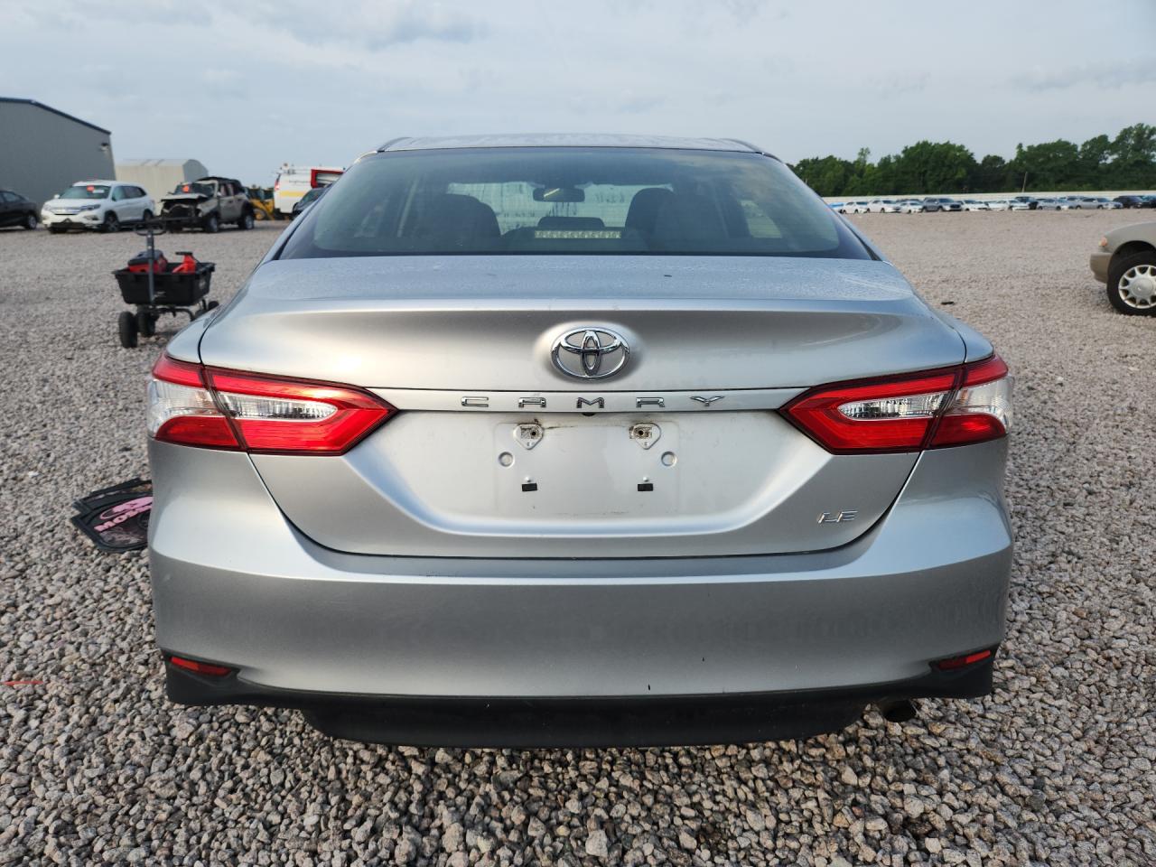 2018 TOYOTA CAMRY