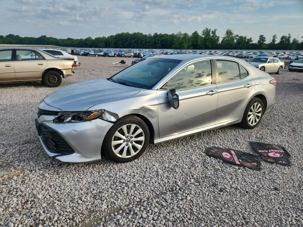 2018 TOYOTA CAMRY