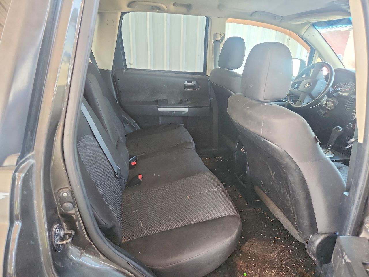 2010 MITSUBISHI ENDEAVOR
