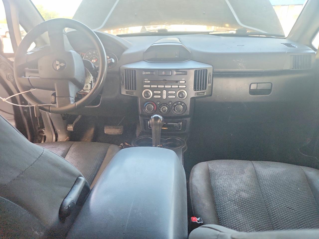 2010 MITSUBISHI ENDEAVOR