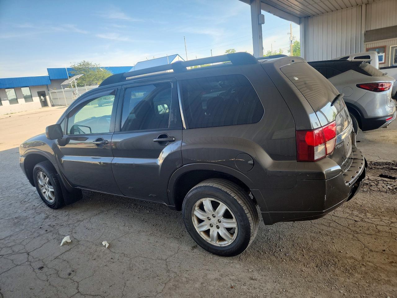 2010 MITSUBISHI ENDEAVOR