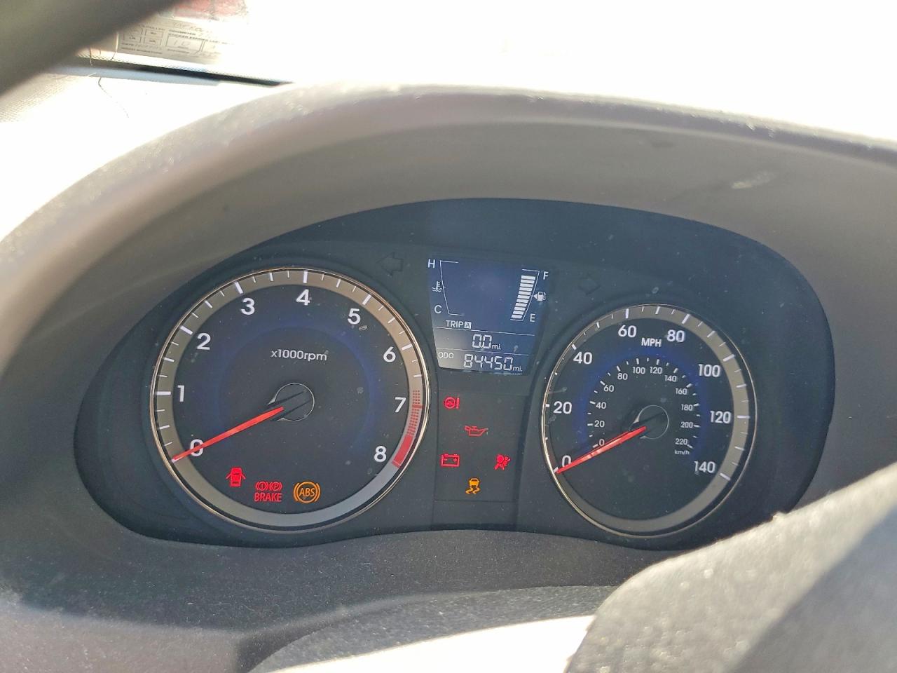 2014 HYUNDAI ACCENT