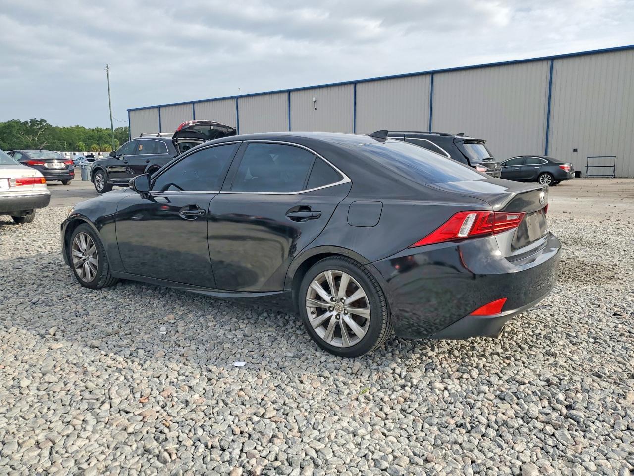 2016 LEXUS IS