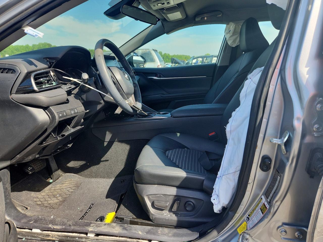 2022 TOYOTA CAMRY