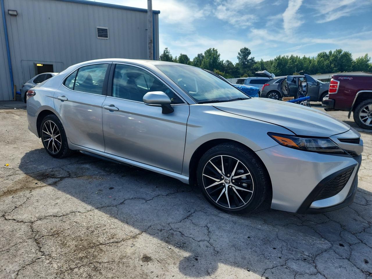 2022 TOYOTA CAMRY