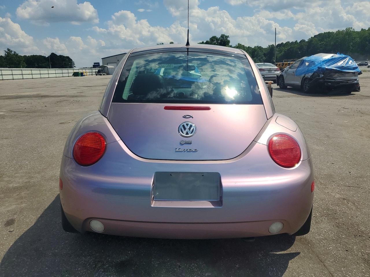 2003 VOLKSWAGEN BEETLE