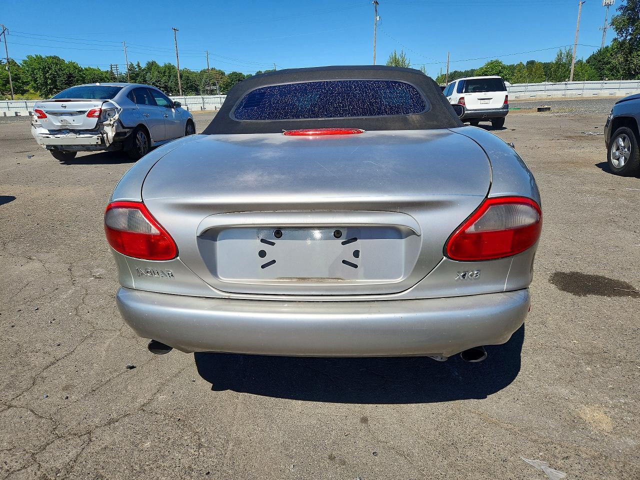 1999 JAGUAR XK8