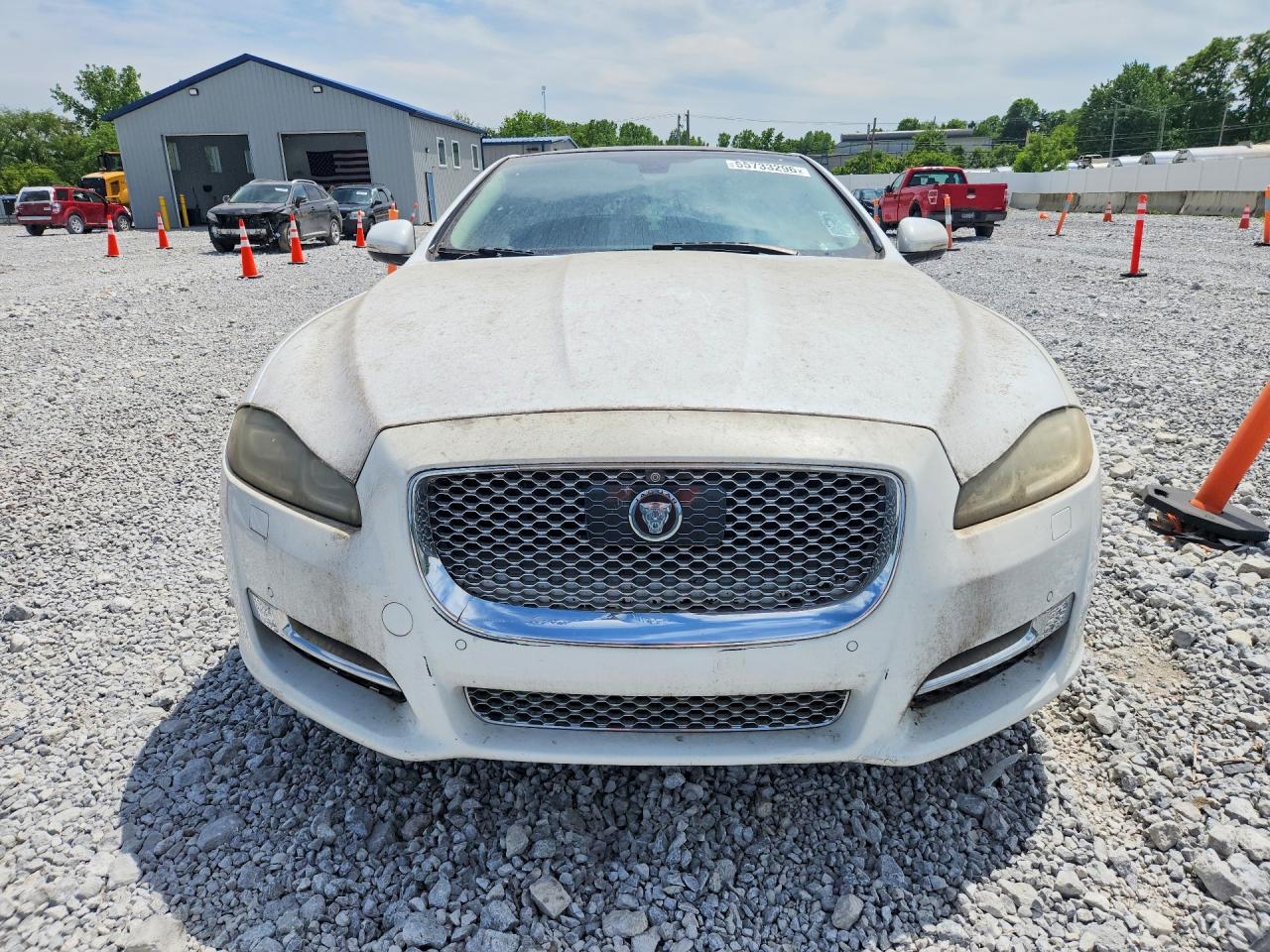 2016 JAGUAR XJ