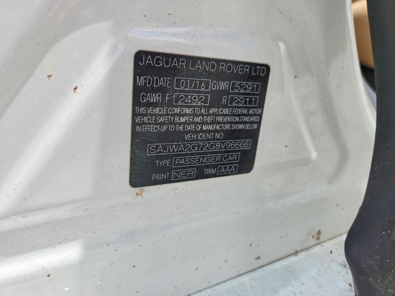 2016 JAGUAR XJ