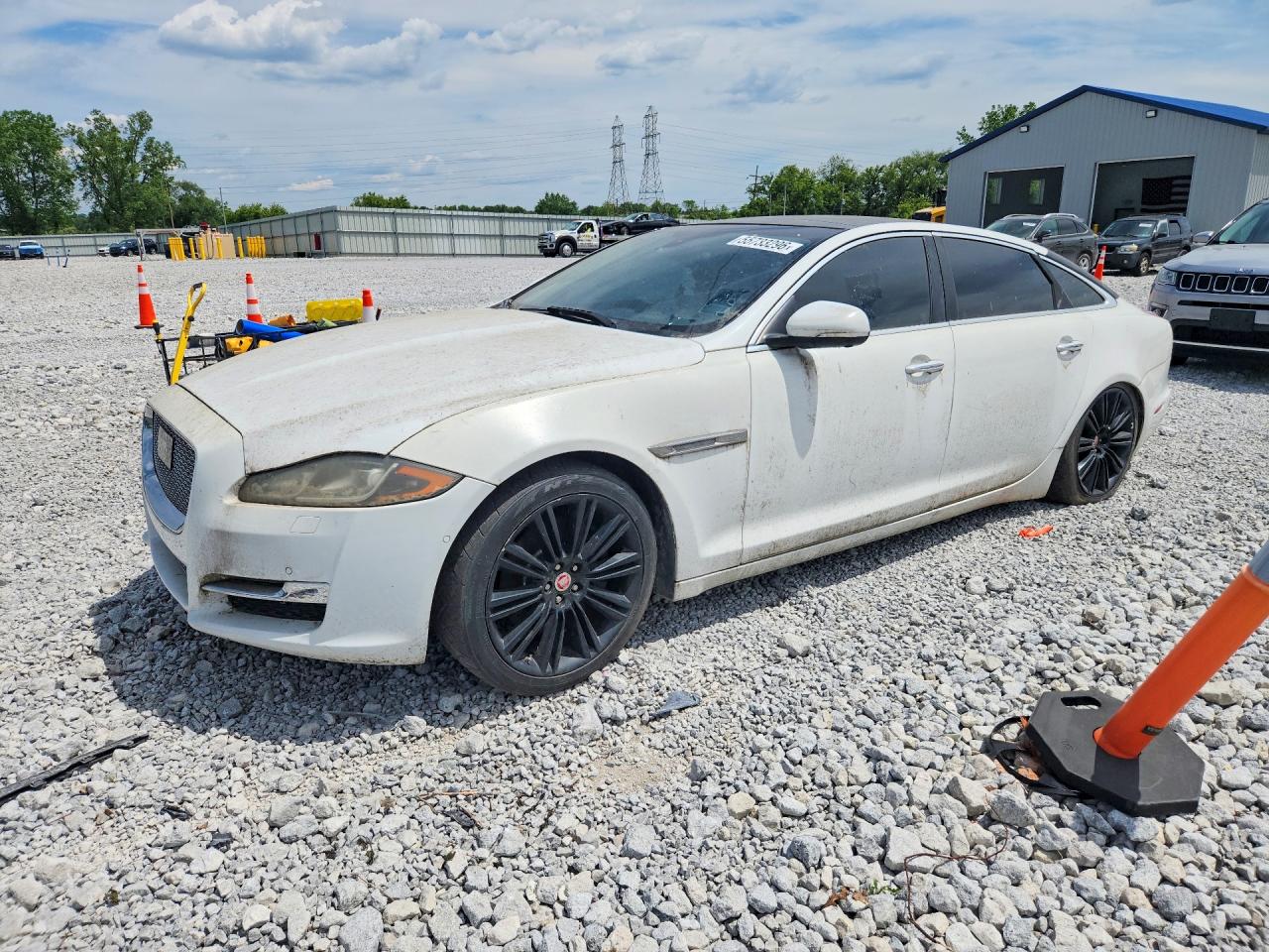 2016 JAGUAR XJ