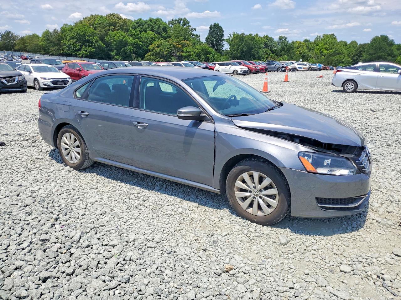 2014 VOLKSWAGEN PASSAT