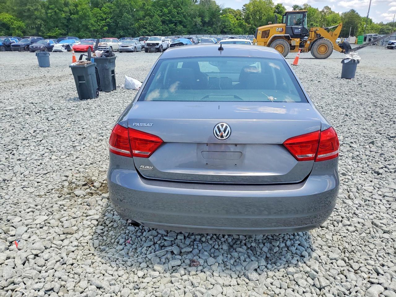 2014 VOLKSWAGEN PASSAT