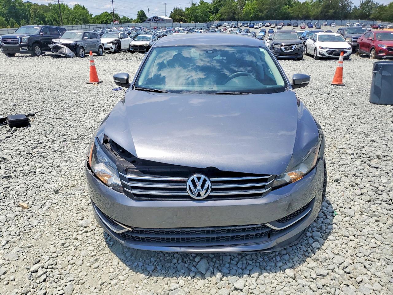 2014 VOLKSWAGEN PASSAT