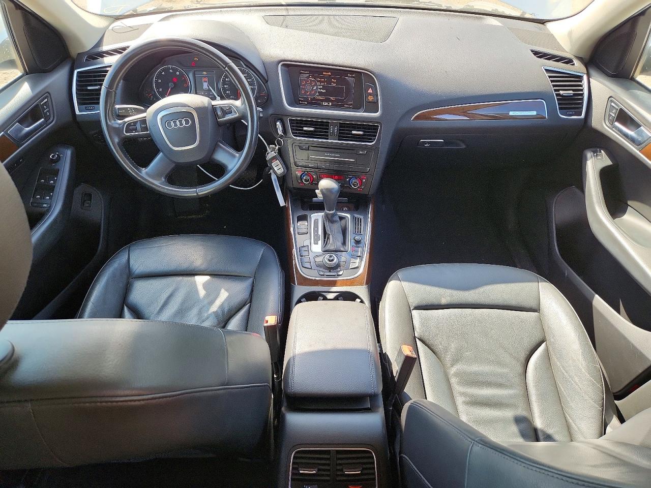 2011 AUDI Q5