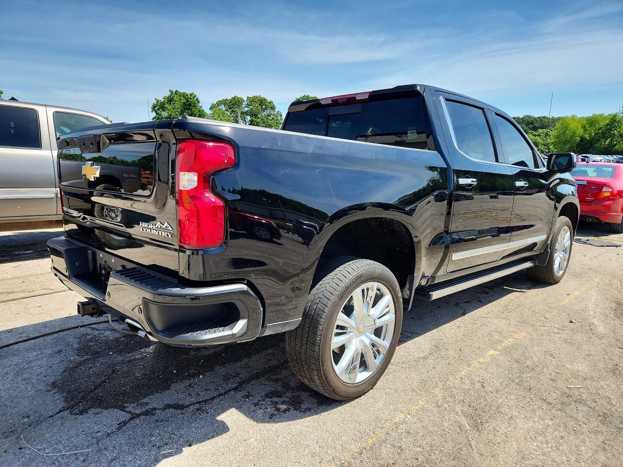 2024 CHEVROLET SILVERADO