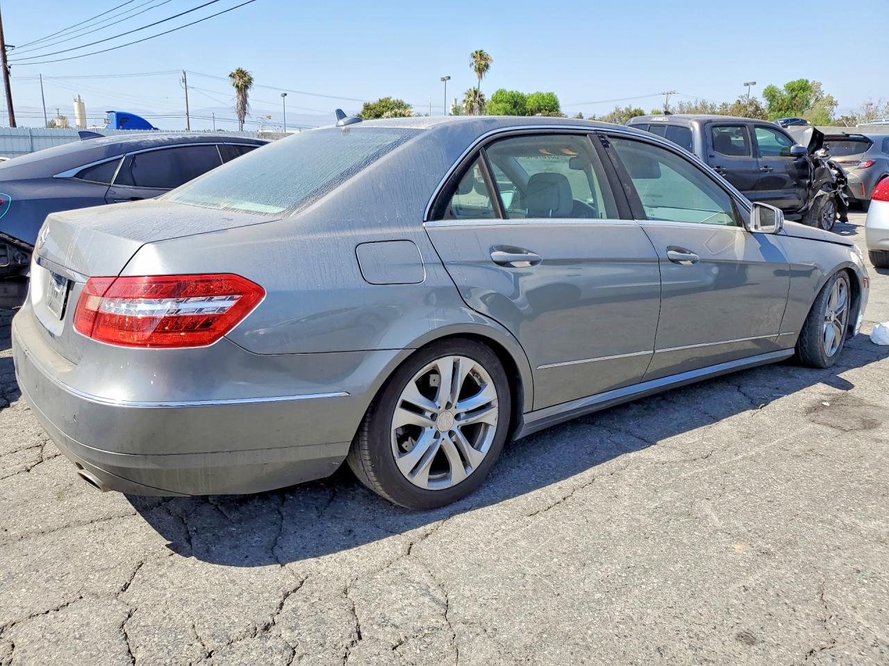 2011 MERCEDES-BENZ E-CLASS