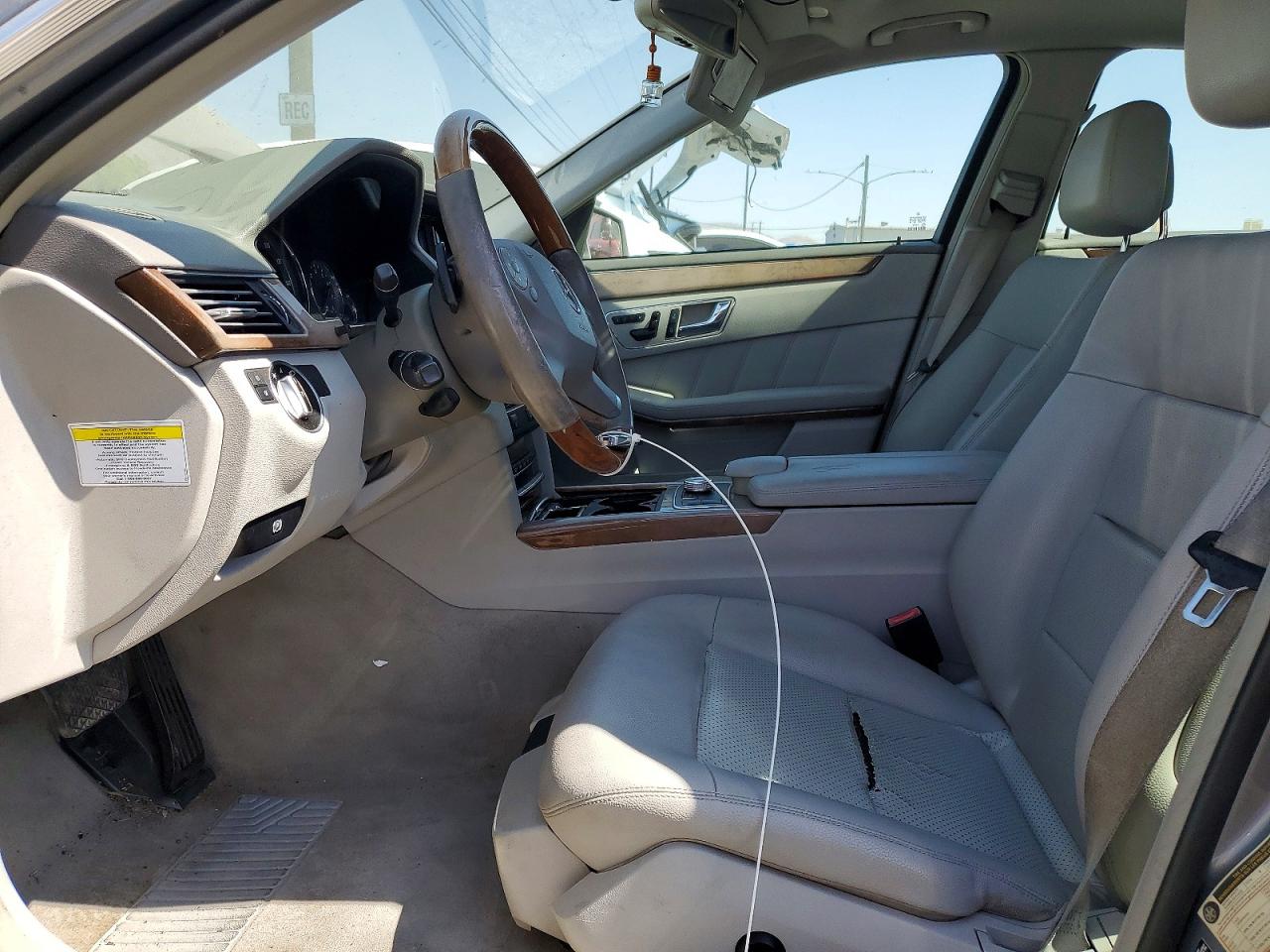 2011 MERCEDES-BENZ E-CLASS