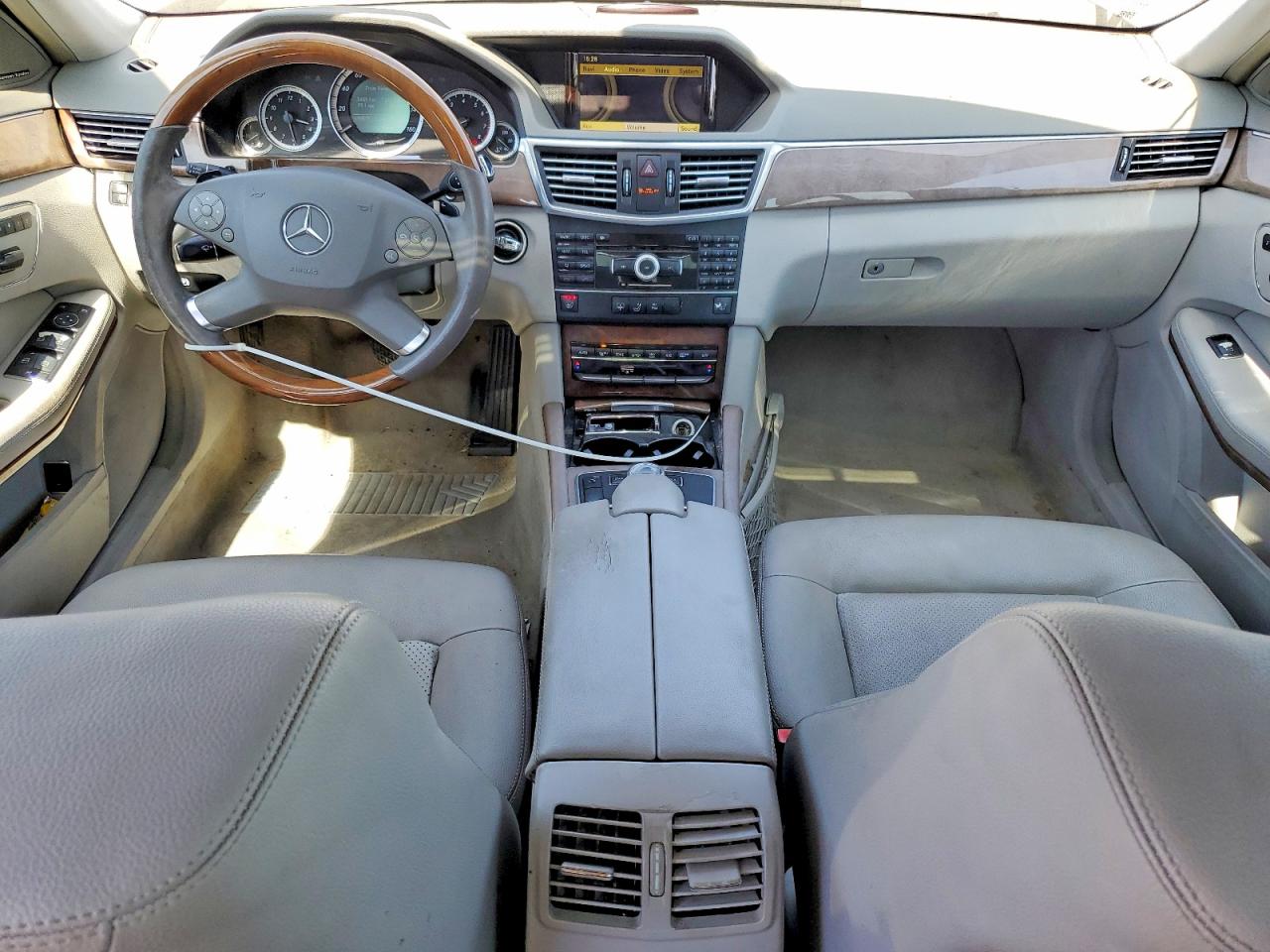 2011 MERCEDES-BENZ E-CLASS